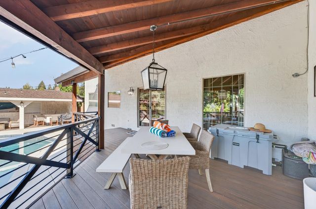 8570 Gunner Way, Fair Oaks, CA 95628