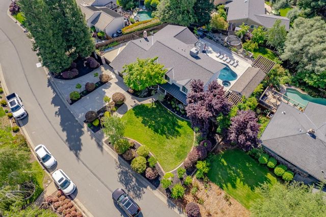 8570 Gunner Way, Fair Oaks, CA 95628