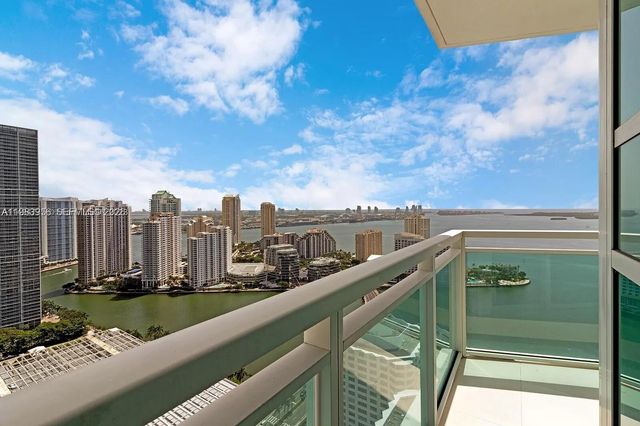 950 Brickell Bay Dr 3710, Miami, FL 33131