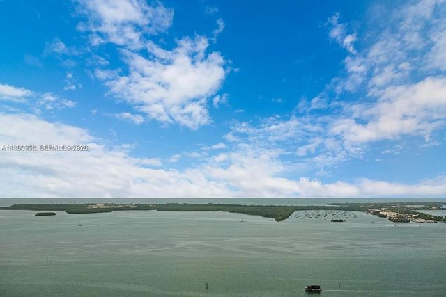 950 Brickell Bay Dr 3710, Miami, FL 33131