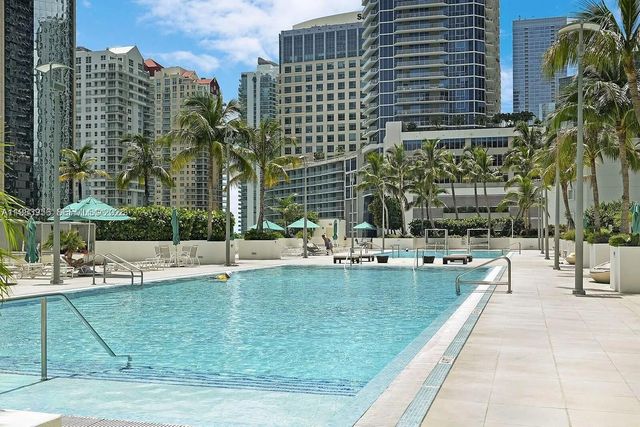 950 Brickell Bay Dr 3710, Miami, FL 33131