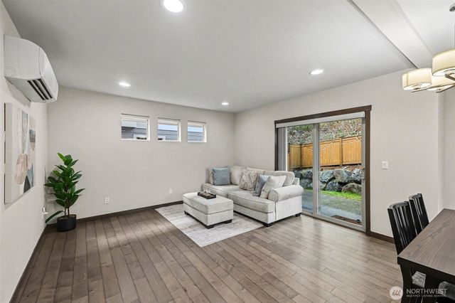 18320 3rd Drive SE, Bothell, WA 98012