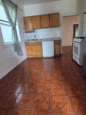 4722 N Kennicott Avenue 1, Chicago, IL 60630