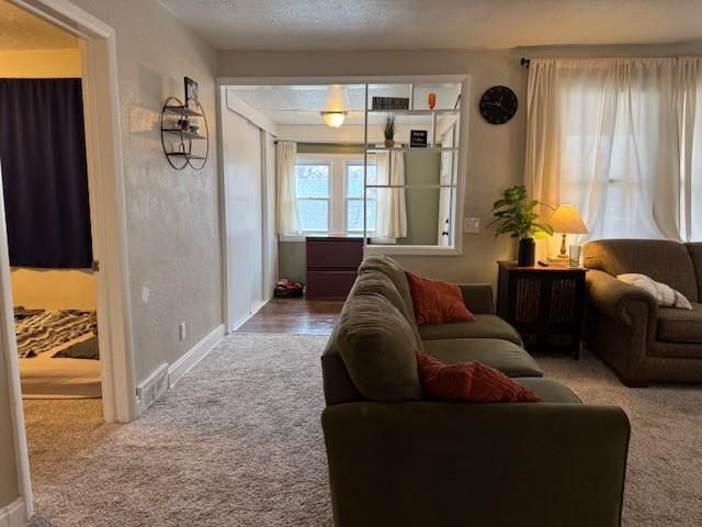 11100 E 11th Street S, Independence, MO 64054