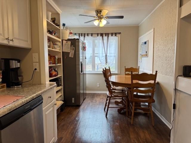 11100 E 11th Street S, Independence, MO 64054