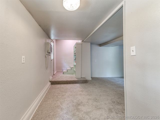 1028 Valley Drive, Sand Springs, OK 74063