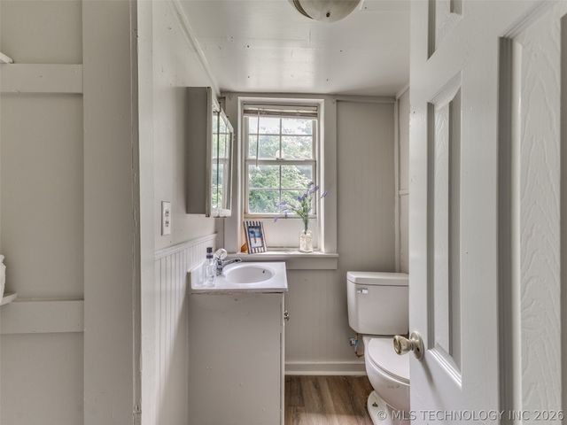 1028 Valley Drive, Sand Springs, OK 74063