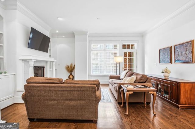 77 Peachtree Place NE 201, Atlanta, GA 30309