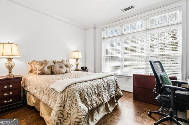 77 Peachtree Place NE 201, Atlanta, GA 30309
