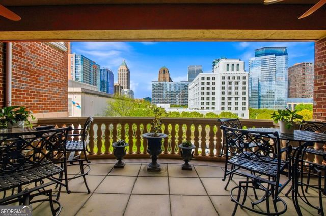 77 Peachtree Place NE 201, Atlanta, GA 30309