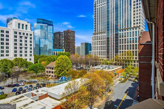 77 Peachtree Place NE 201, Atlanta, GA 30309