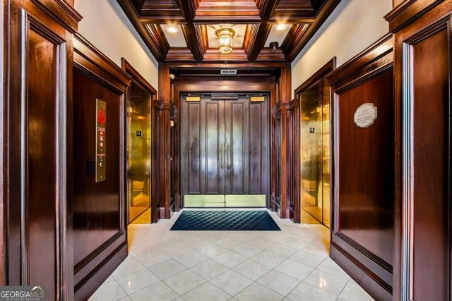 77 Peachtree Place NE 201, Atlanta, GA 30309