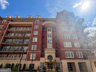 77 Peachtree Place NE 201, Atlanta, GA 30309