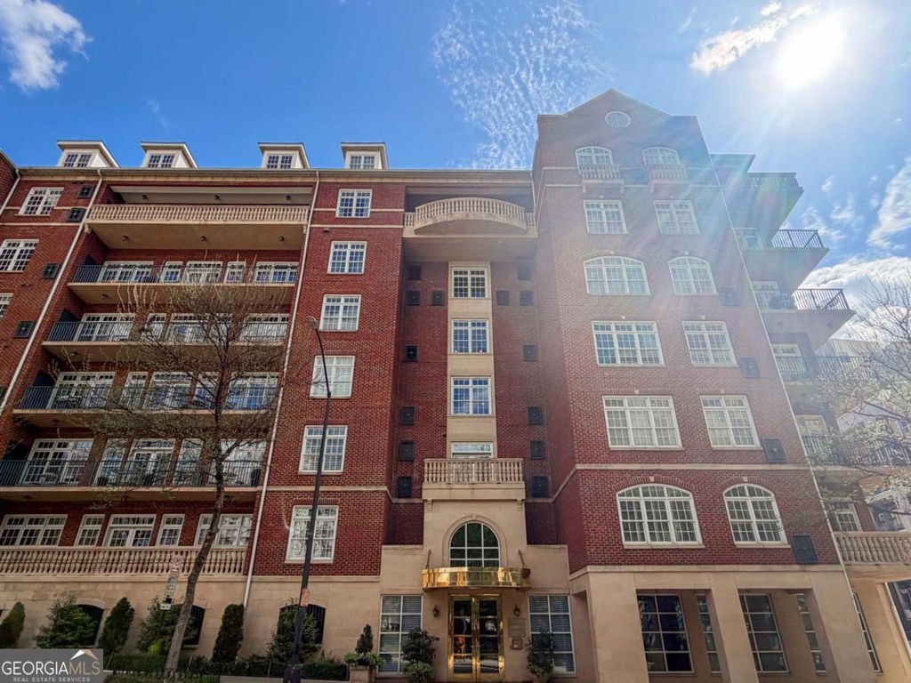 77 Peachtree Place NE 201, Atlanta, GA 30309