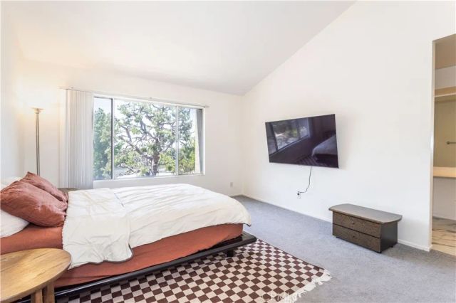 15786 Midwood, Granada Hills, CA 91344