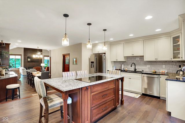 4371 N Banta Road, Bargersville, IN 46106