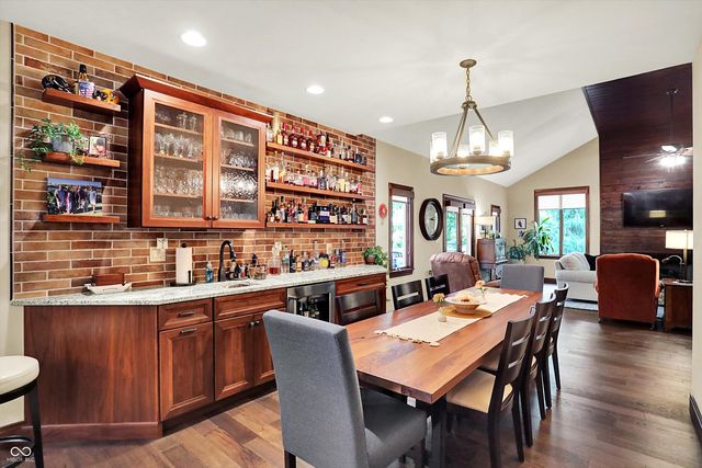 4371 N Banta Road, Bargersville, IN 46106