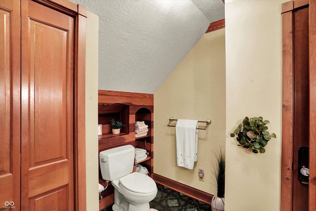 4371 N Banta Road, Bargersville, IN 46106