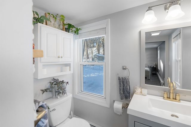 402 Daniel Webster Highway, Merrimack, NH 03054