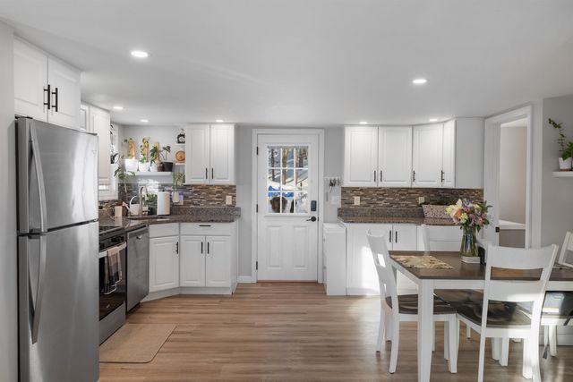 402 Daniel Webster Highway, Merrimack, NH 03054