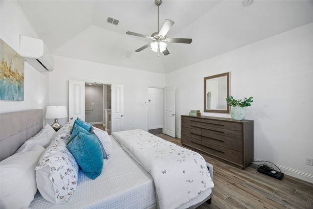 413 Lake Livingston Trail, Mckinney, TX 75071