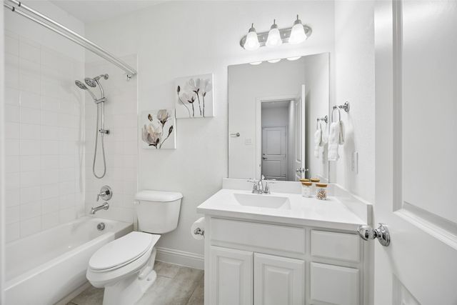 413 Lake Livingston Trail, Mckinney, TX 75071