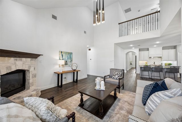 413 Lake Livingston Trail, Mckinney, TX 75071