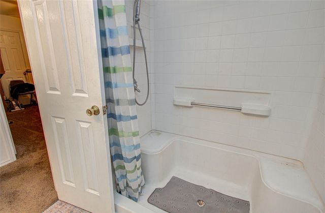 9223 Rockcliff Drive, Houston, TX 77037