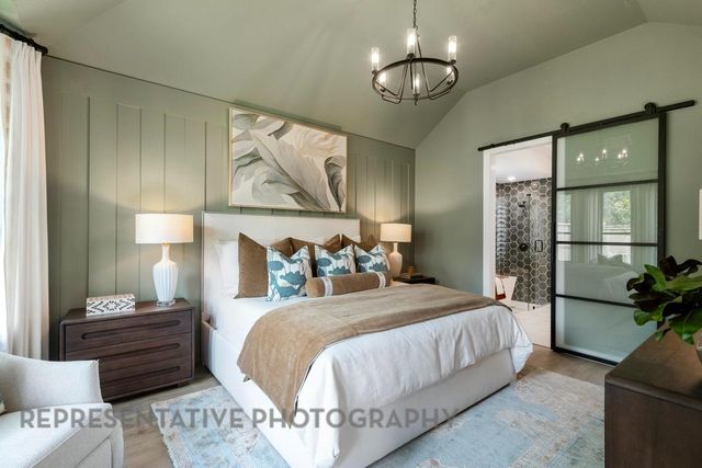 353 Blue Summit BND, Liberty Hill, TX 78642