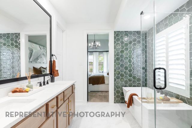 353 Blue Summit BND, Liberty Hill, TX 78642