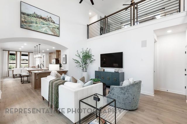 353 Blue Summit BND, Liberty Hill, TX 78642