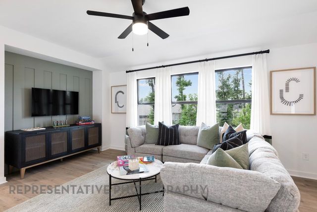 353 Blue Summit BND, Liberty Hill, TX 78642