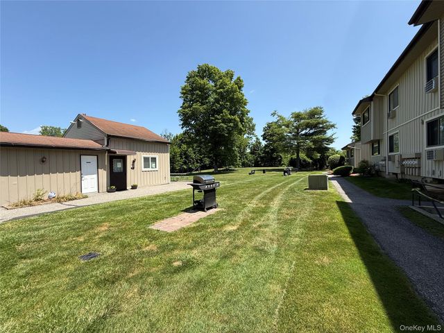 53 Patterson Village Court, Patterson, NY 12563
