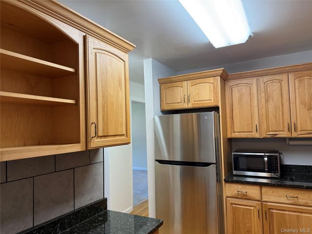 53 Patterson Village Court, Patterson, NY 12563