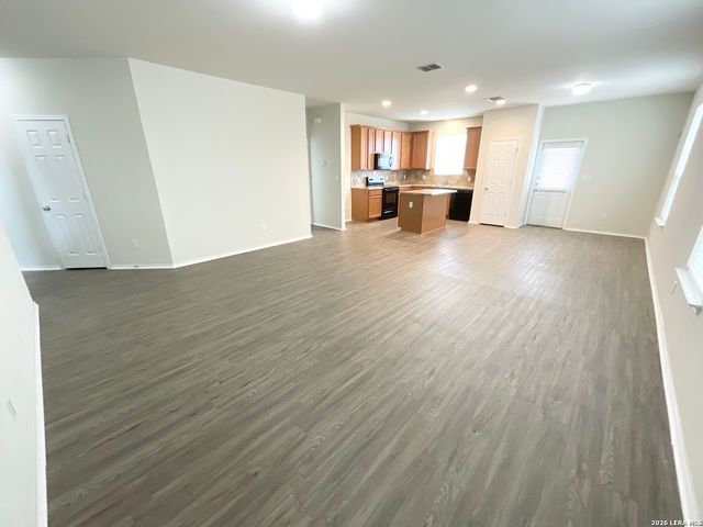 11930 Silent Cyn, San Antonio, TX 78254