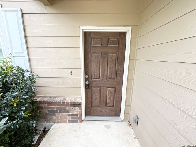 11930 Silent Cyn, San Antonio, TX 78254