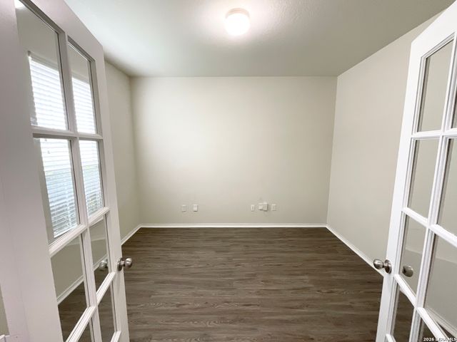 11930 Silent Cyn, San Antonio, TX 78254