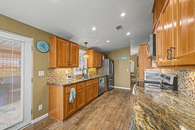 2550 S Ellsworth Road 611, Mesa, AZ 85209