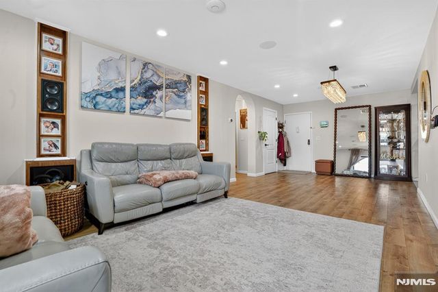 2 Ann Street 308, Clifton, NJ 07013