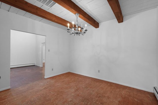 2425 Dietz Farm Road NW, Los Ranchos, NM 87107