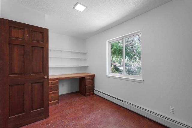 2425 Dietz Farm Road NW, Los Ranchos, NM 87107