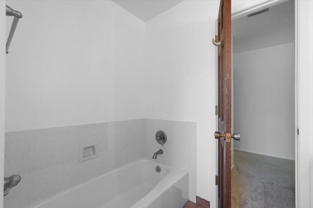 2425 Dietz Farm Road NW, Los Ranchos, NM 87107