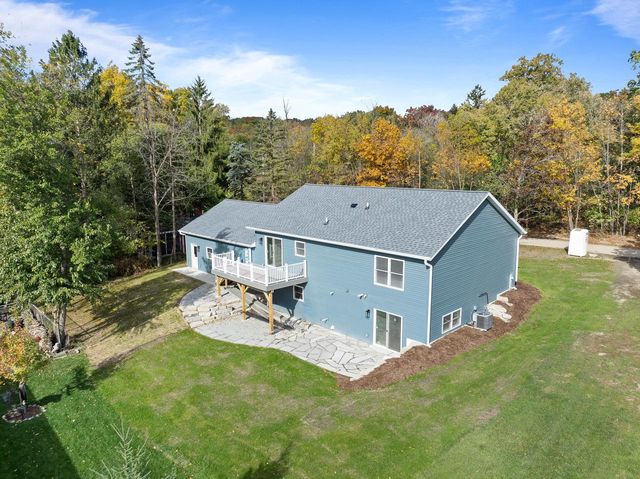 W3813 Magnolia DRIVE, Lake Geneva, WI 53147