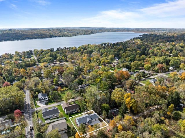 W3813 Magnolia DRIVE, Lake Geneva, WI 53147