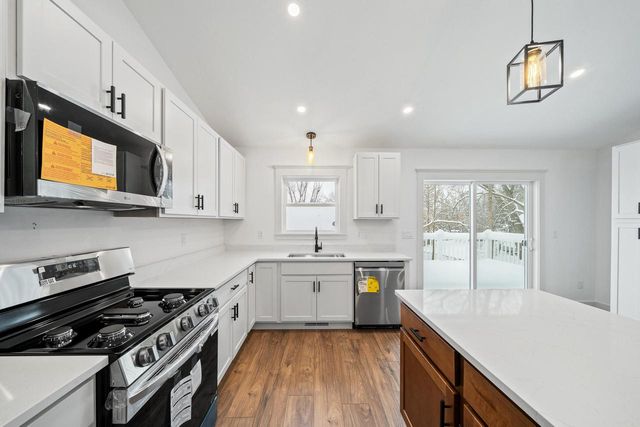 W3813 Magnolia DRIVE, Lake Geneva, WI 53147