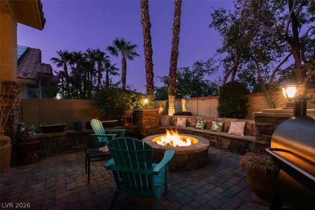 2016 Aspen Oak Street, Las Vegas, NV 89134