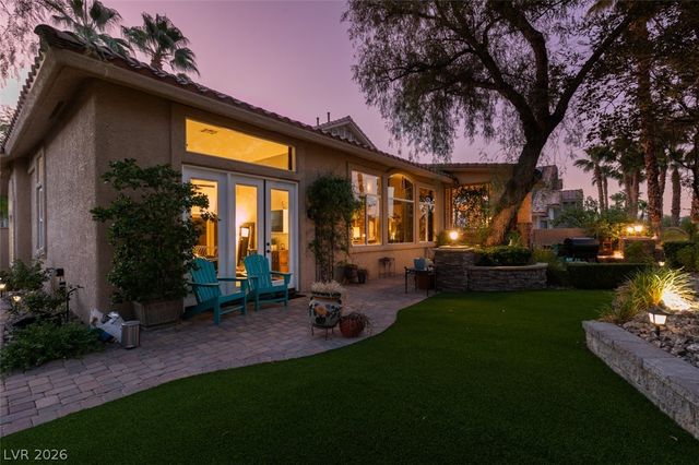 2016 Aspen Oak Street, Las Vegas, NV 89134