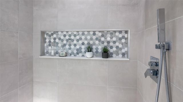 4517 EAGLEWOOD DRIVE, Leesburg, FL 34748