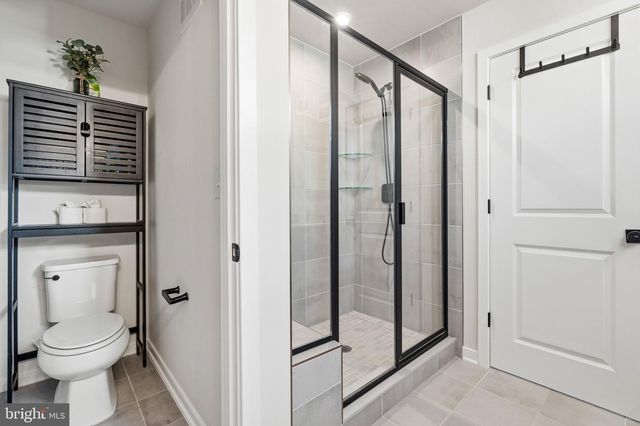 20900 BLUEBIRD SQ, Sterling, VA 20165