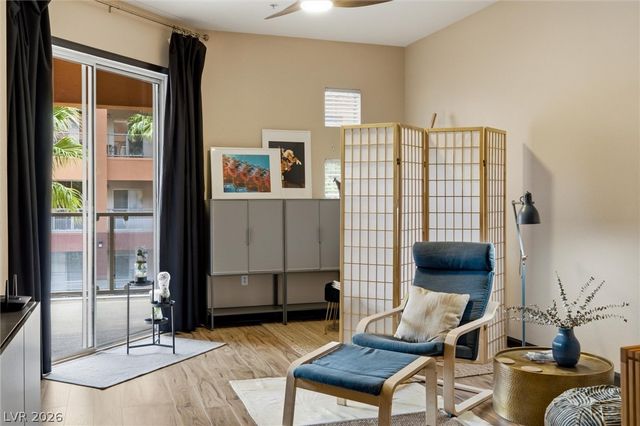 15 East Agate Avenue 301, Las Vegas, NV 89123